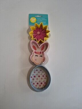 Wilton Pink Bunny & Easter Cookie Cutter Set  New
